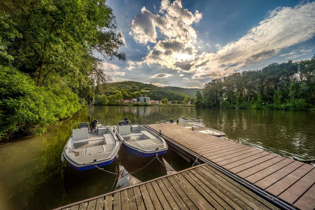 Hotel Csillag Токай Экстерьер фото